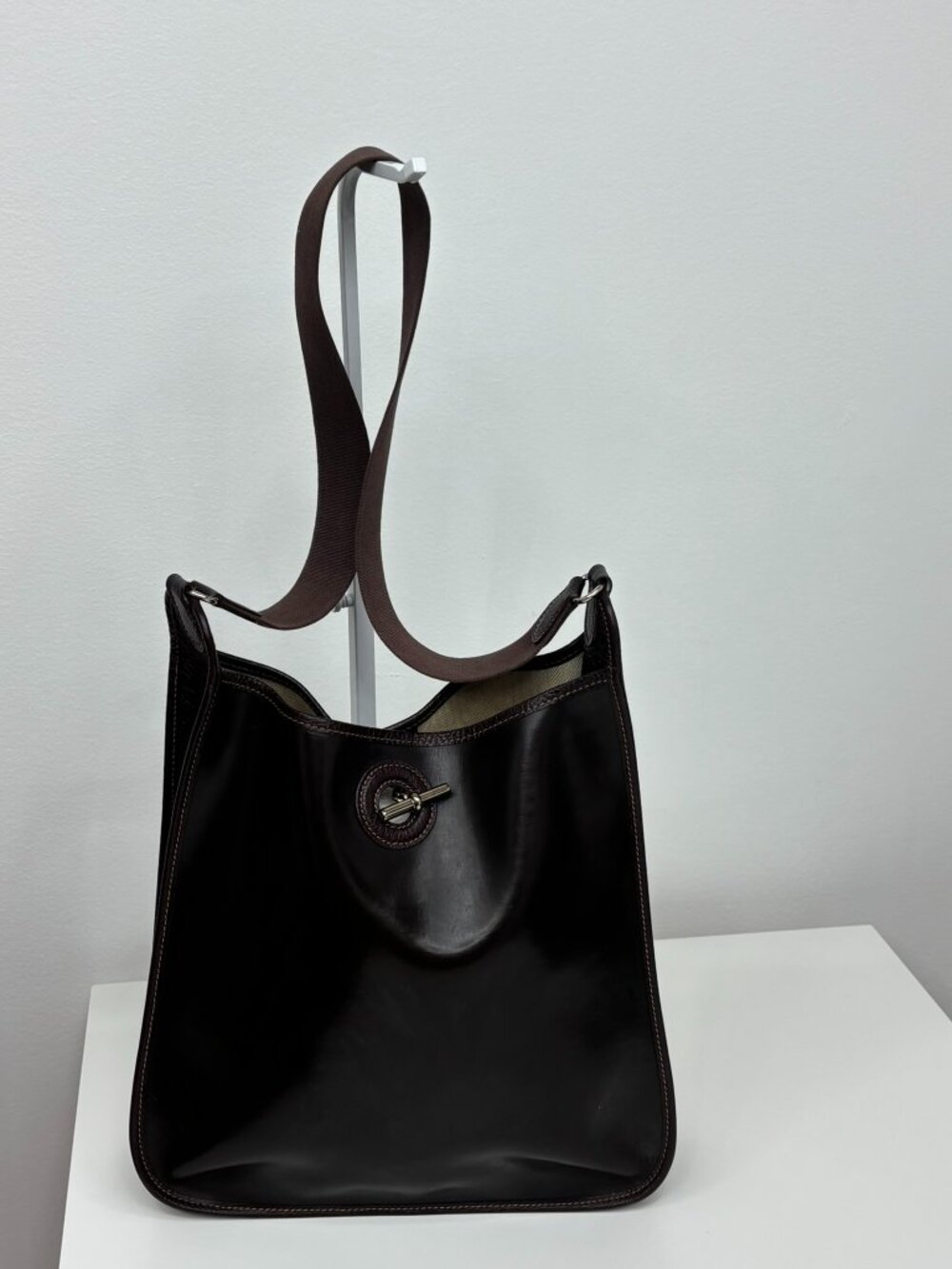 ✨ VINTAGE HERMÈS Vespa GM Shoulder Bag – Dark Brown ✨